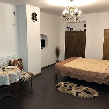 Homestay Marius Sibiu Exteriör bild