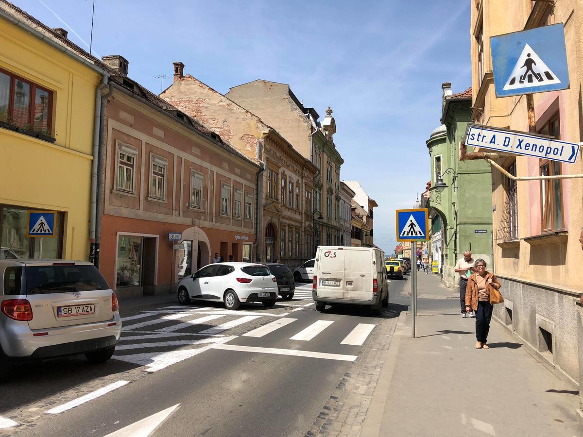 Homestay Marius Sibiu Exteriör bild